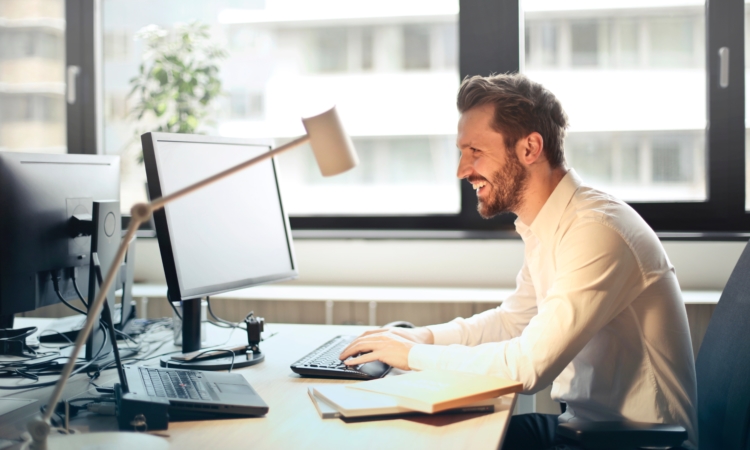 Beard Chair Computer 840996